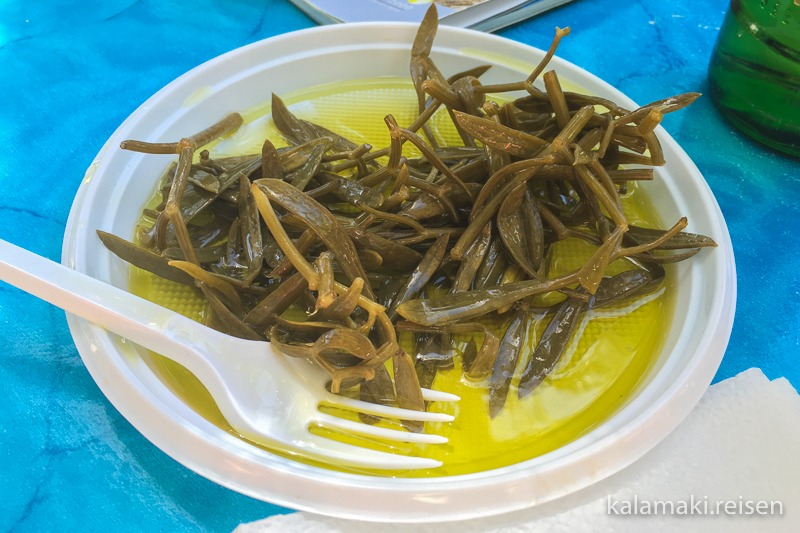 Kostas Kafenion in Sivas - Eingelegter Meerfenchel zum Bier