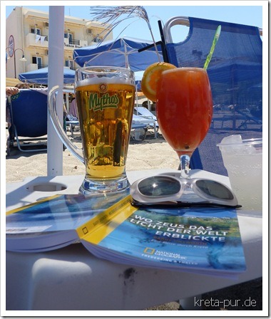 Sommerliches Stillleben am Strand von Kalamaki, Kreta