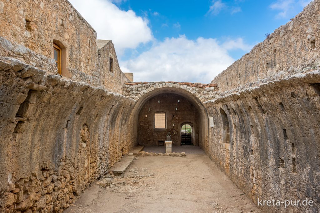 Kloster Arkadi, gesprengte Pulverkammer