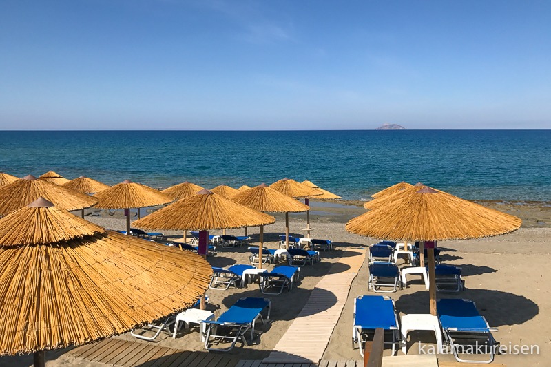 Ruhe und Beschaulichkeit am Strand von Kalamaki