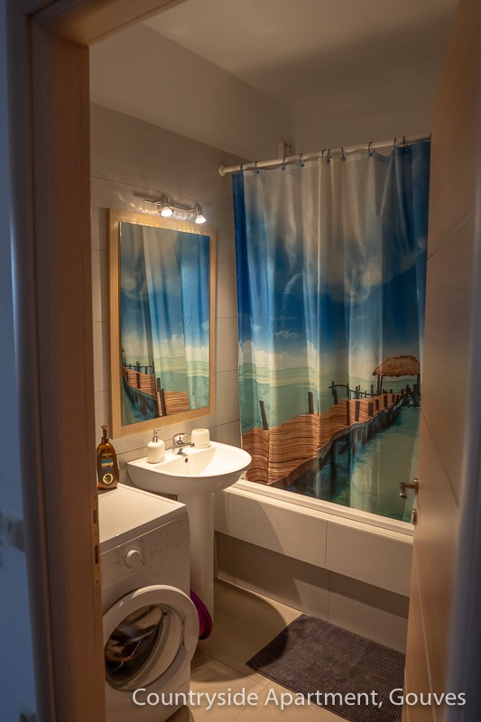 Countryside Apartment - Badezimmer